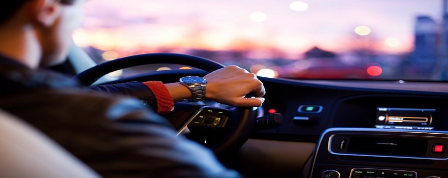 Що робити, аби не потрапити на гачок автошахраїв?